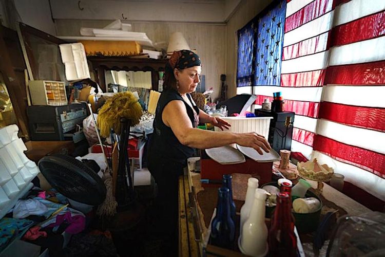 Stress, delays and confusion still plague jobless statewide | News, Sports, Jobs - Vimarsana News